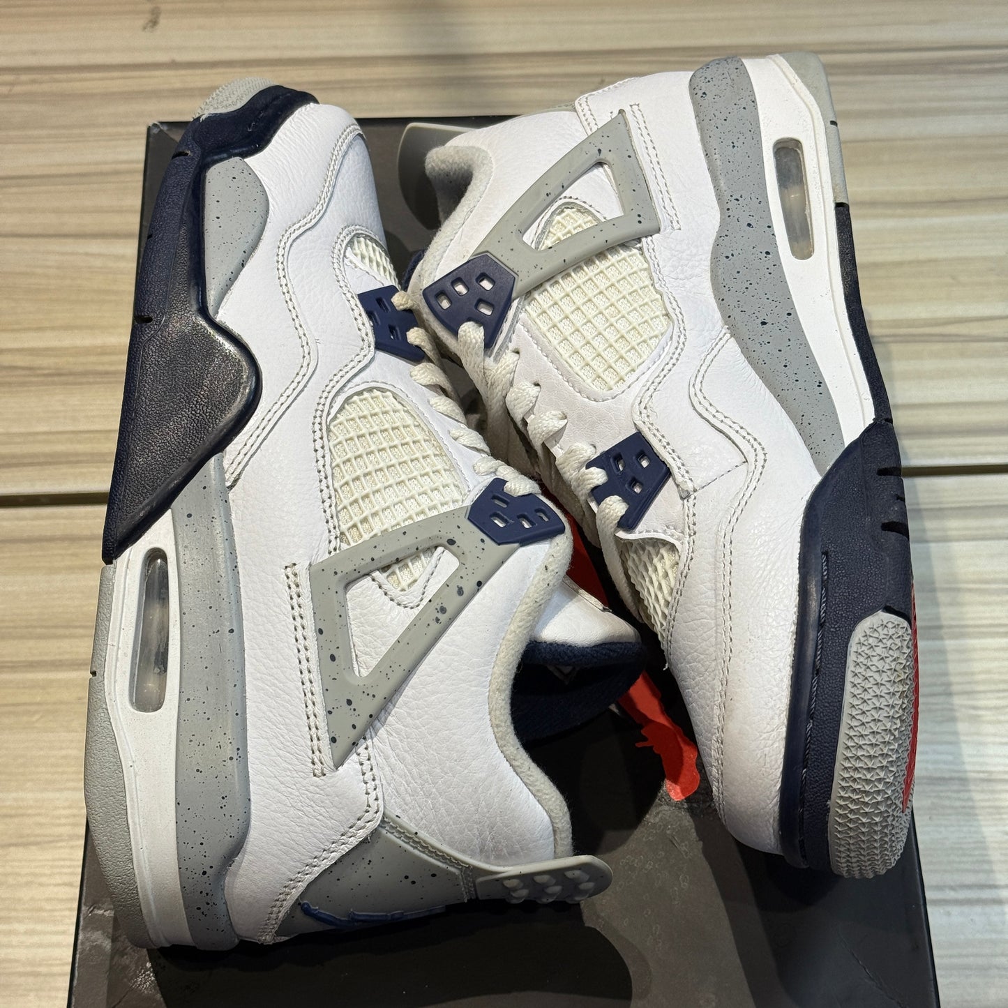 USED Jordan 4 Retro Midnight Navy (GS)