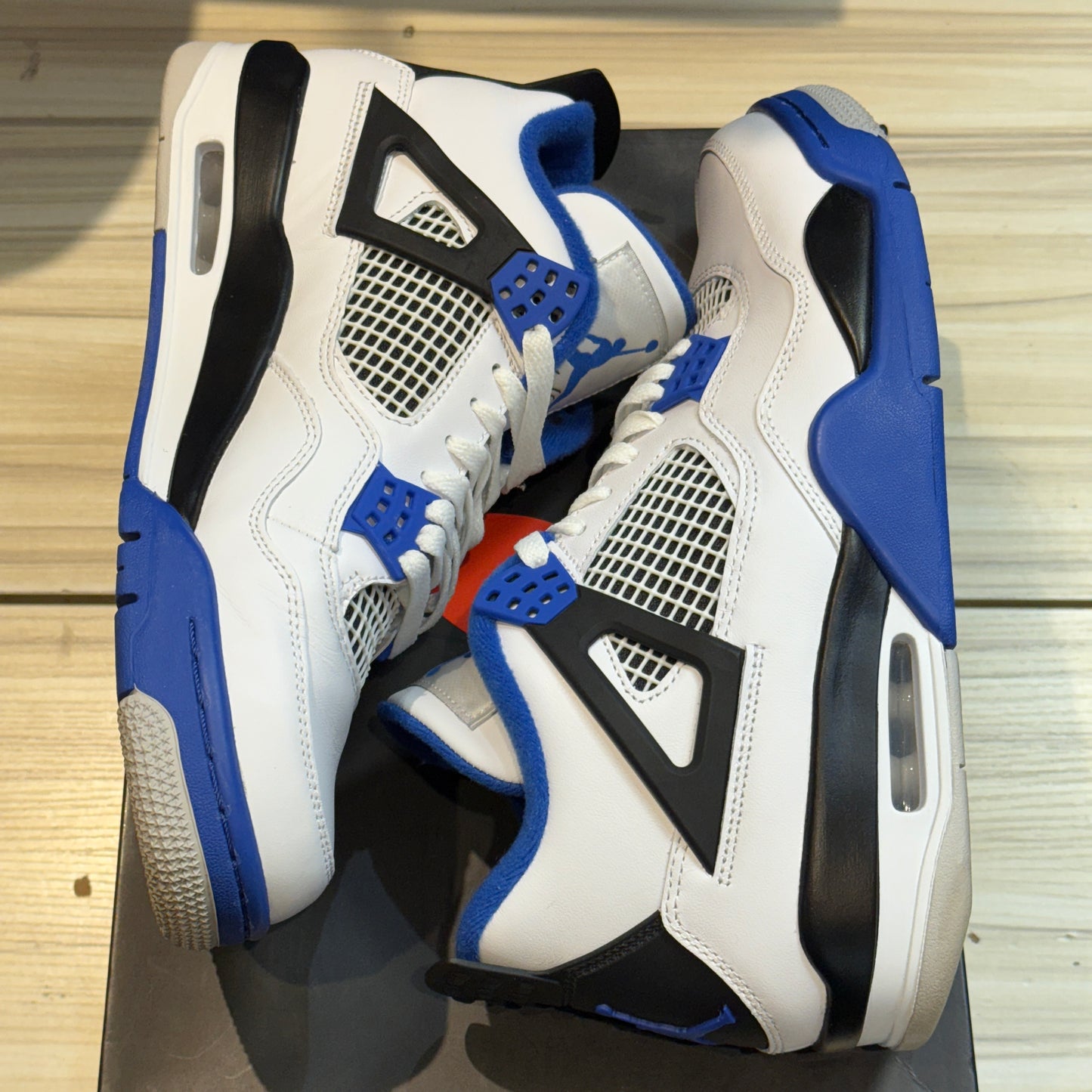 USED Jordan 4 Motorsports