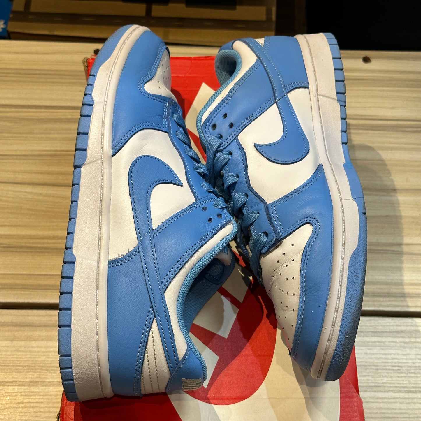 USED Nike Dunk Low UNC