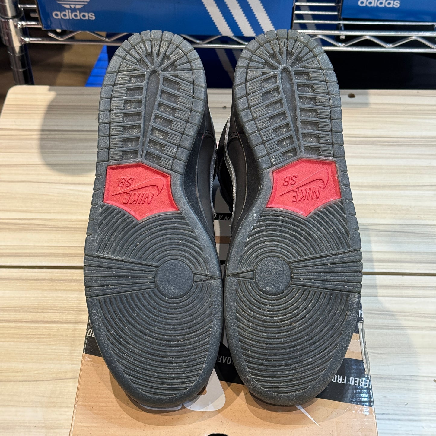 USED Nike SB Dunk High 3M Raging Bull