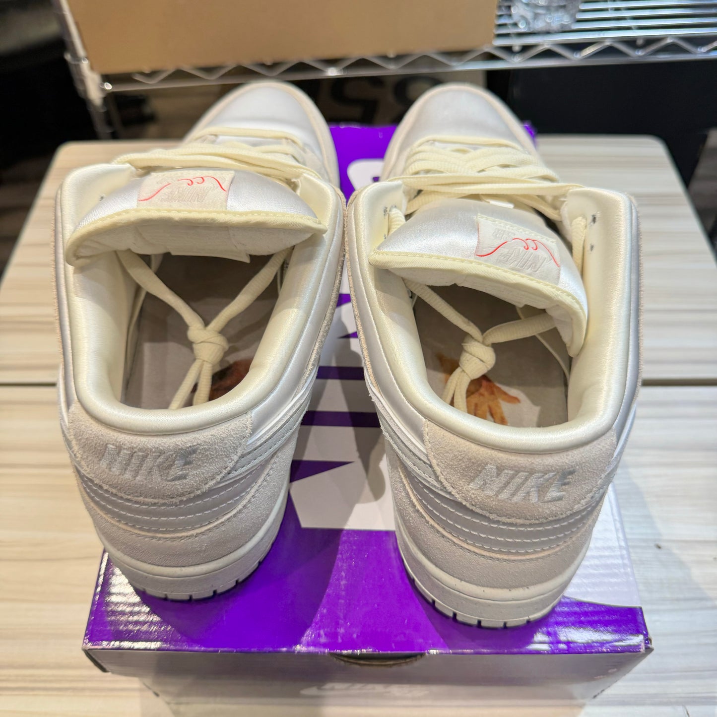 USED Nike SB Dunk Low City of Love Light Bone