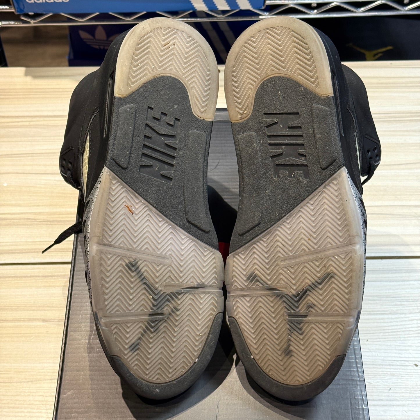 USED Jordan 5 Retro Black Metallic (2016)