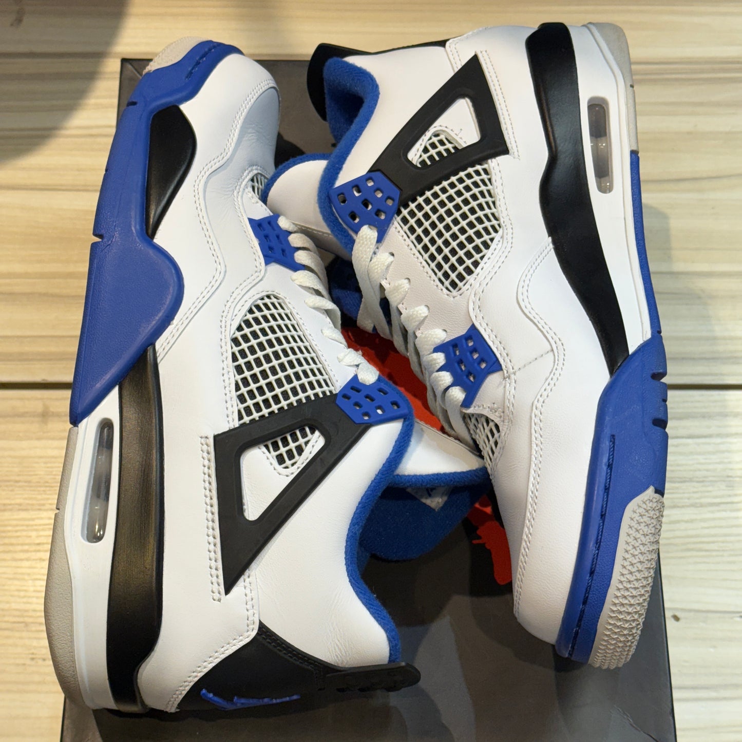 USED Jordan 4 Motorsports