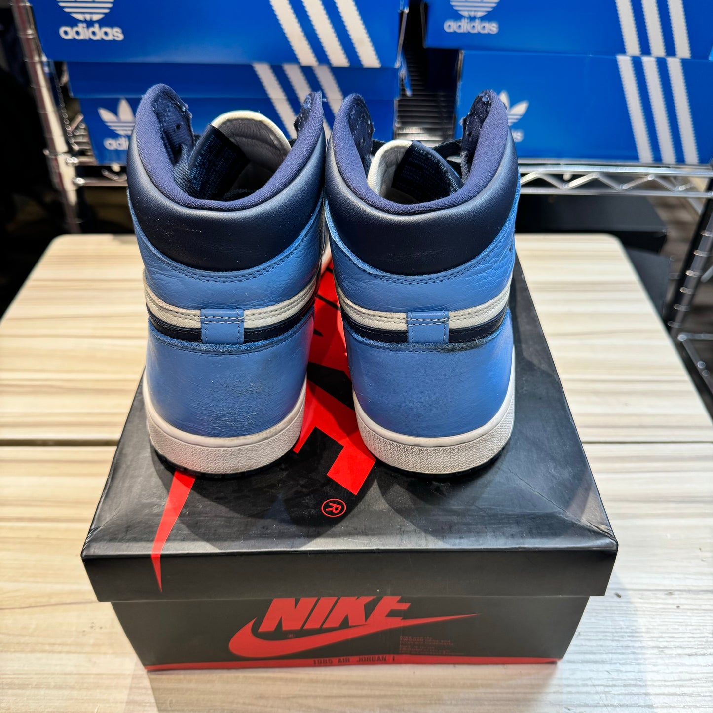 USED Jordan 1 High Obsidian