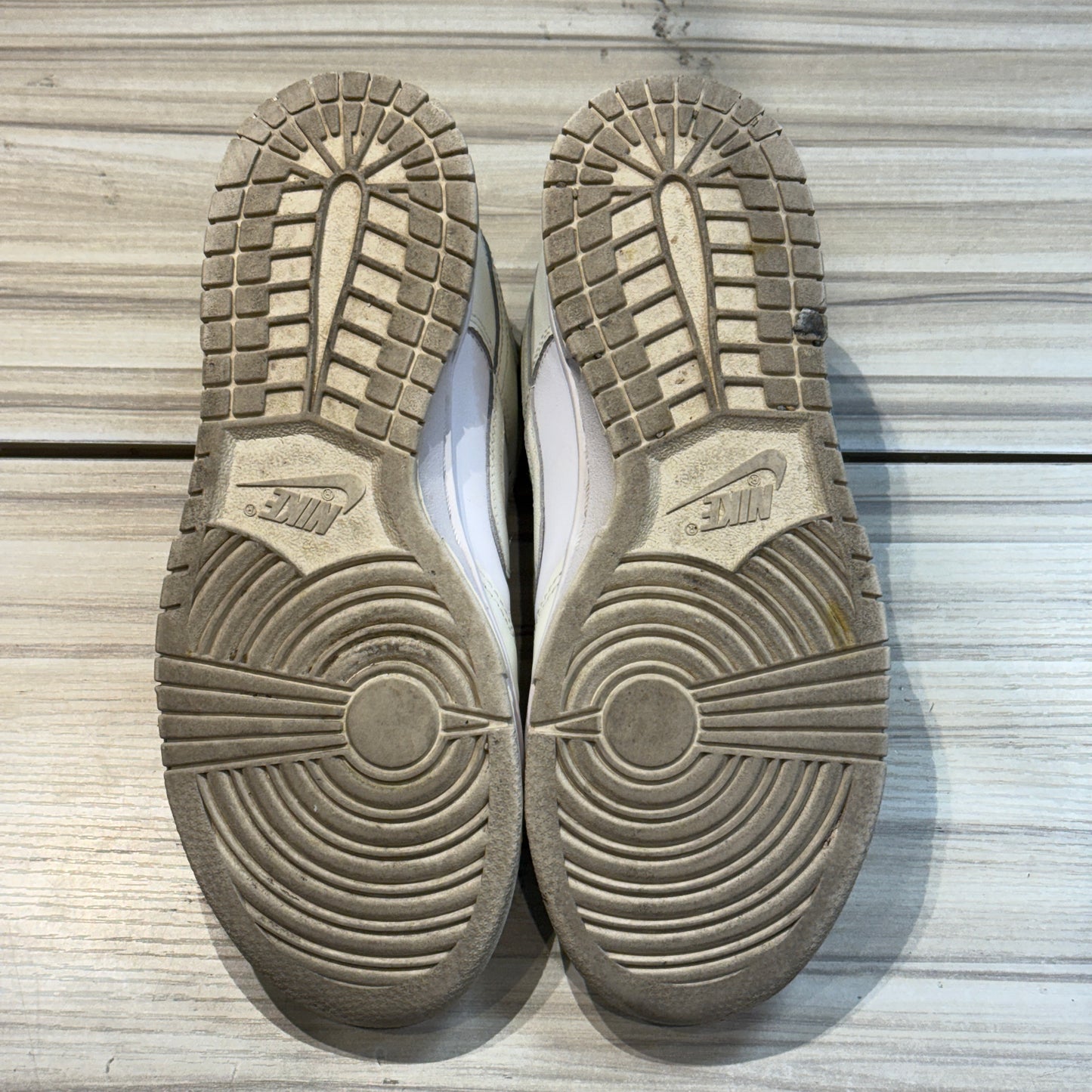 USED Nike Dunk Low Coconut Milk W