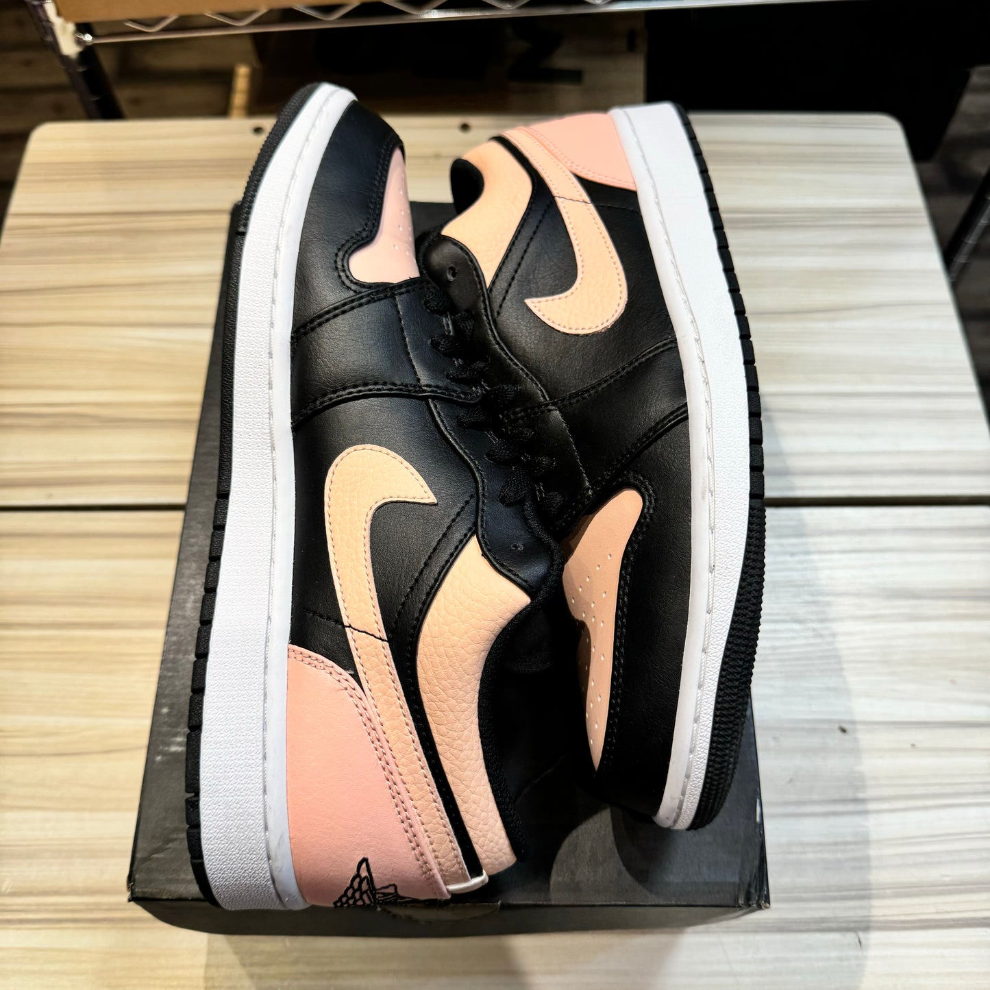 USED Jordan 1 Low Crimson Tint