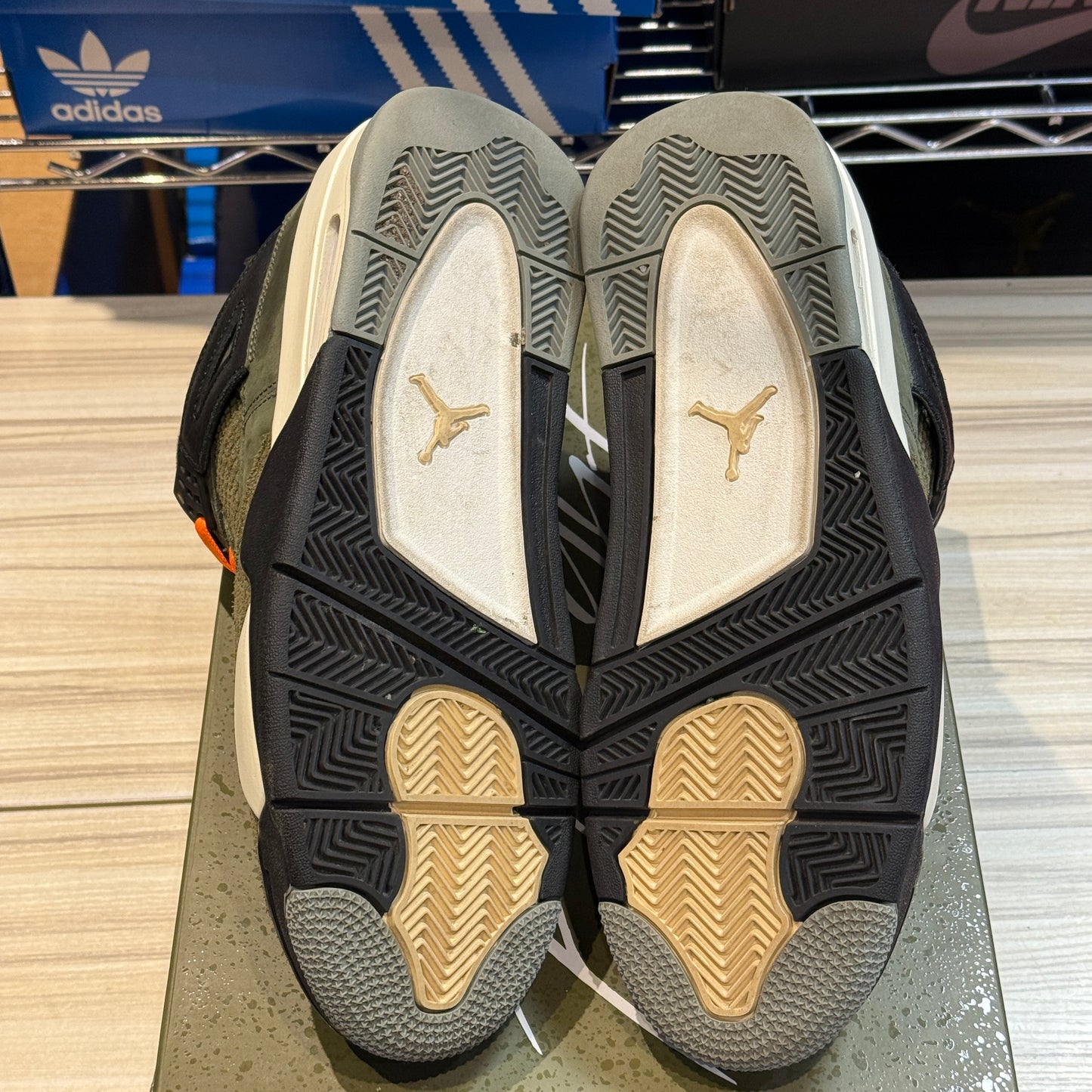 USED Jordan 4 SE Craft Olive