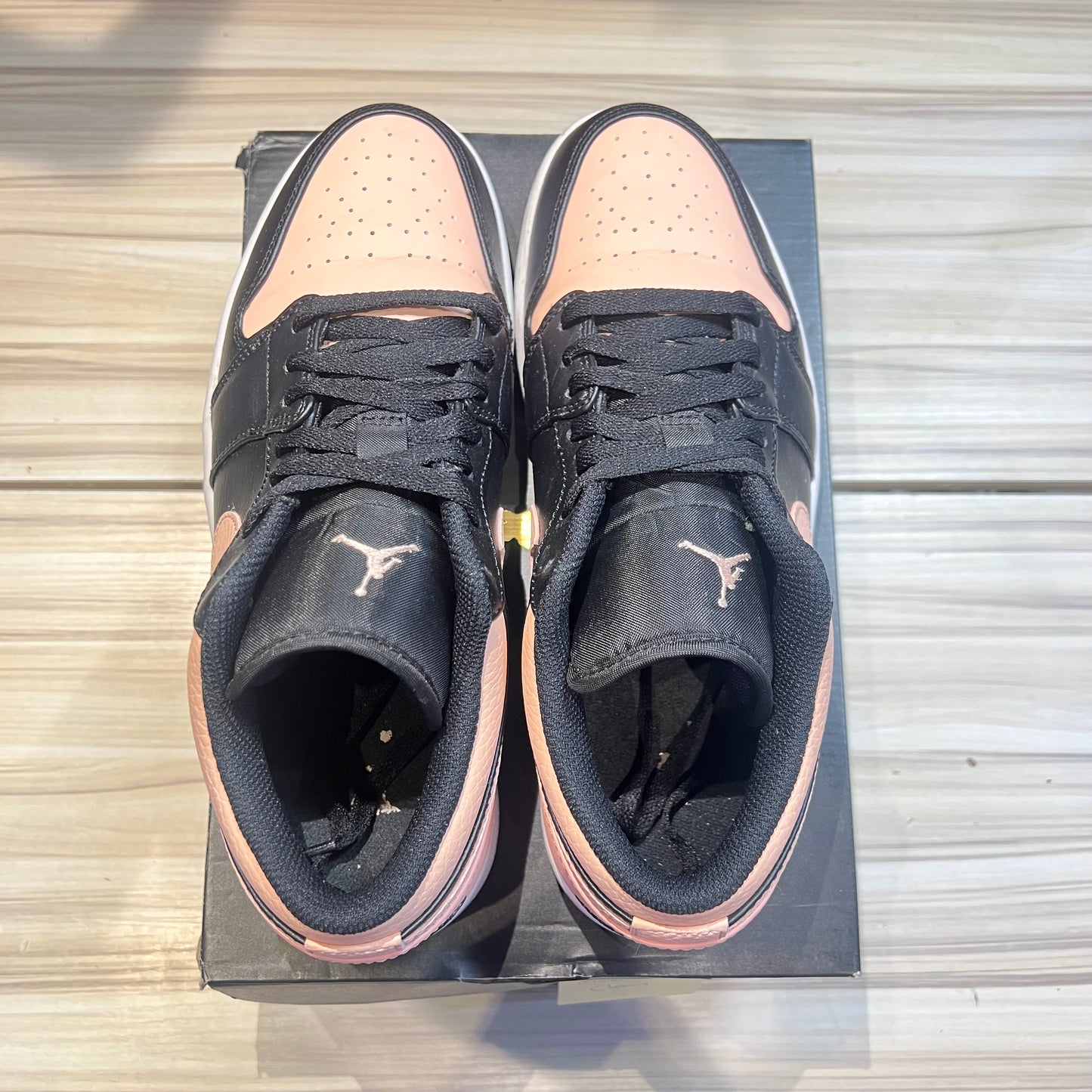 USED Jordan 1 Low Crimson Tint