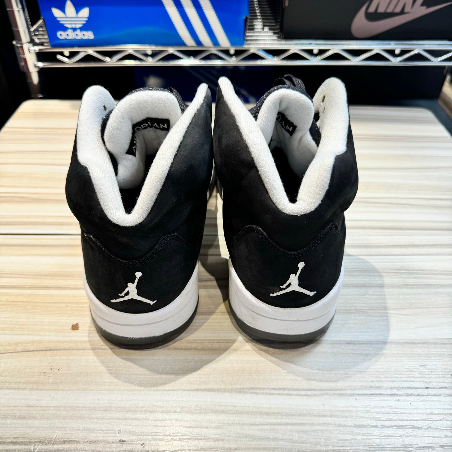 USED Jordan 5 Retro Moonlight (2021)