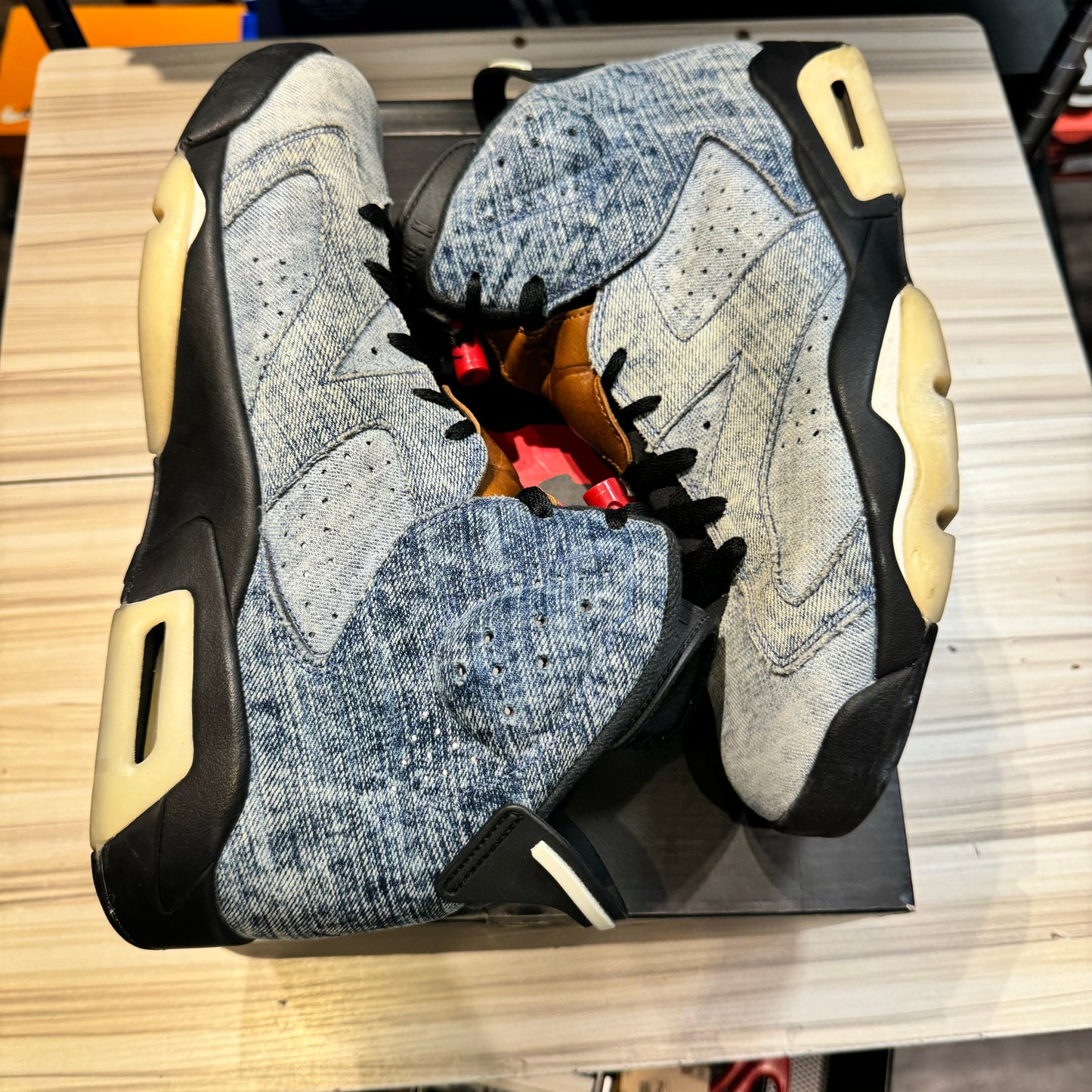 USED Jordan 6 Retro Washed Denim