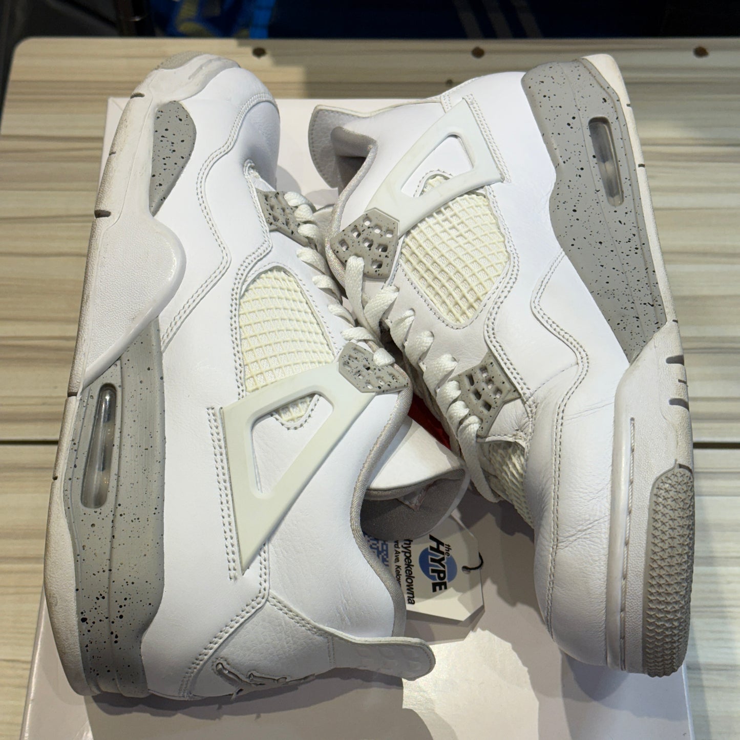 USED Jordan 4 Retro White Oreo (2021)