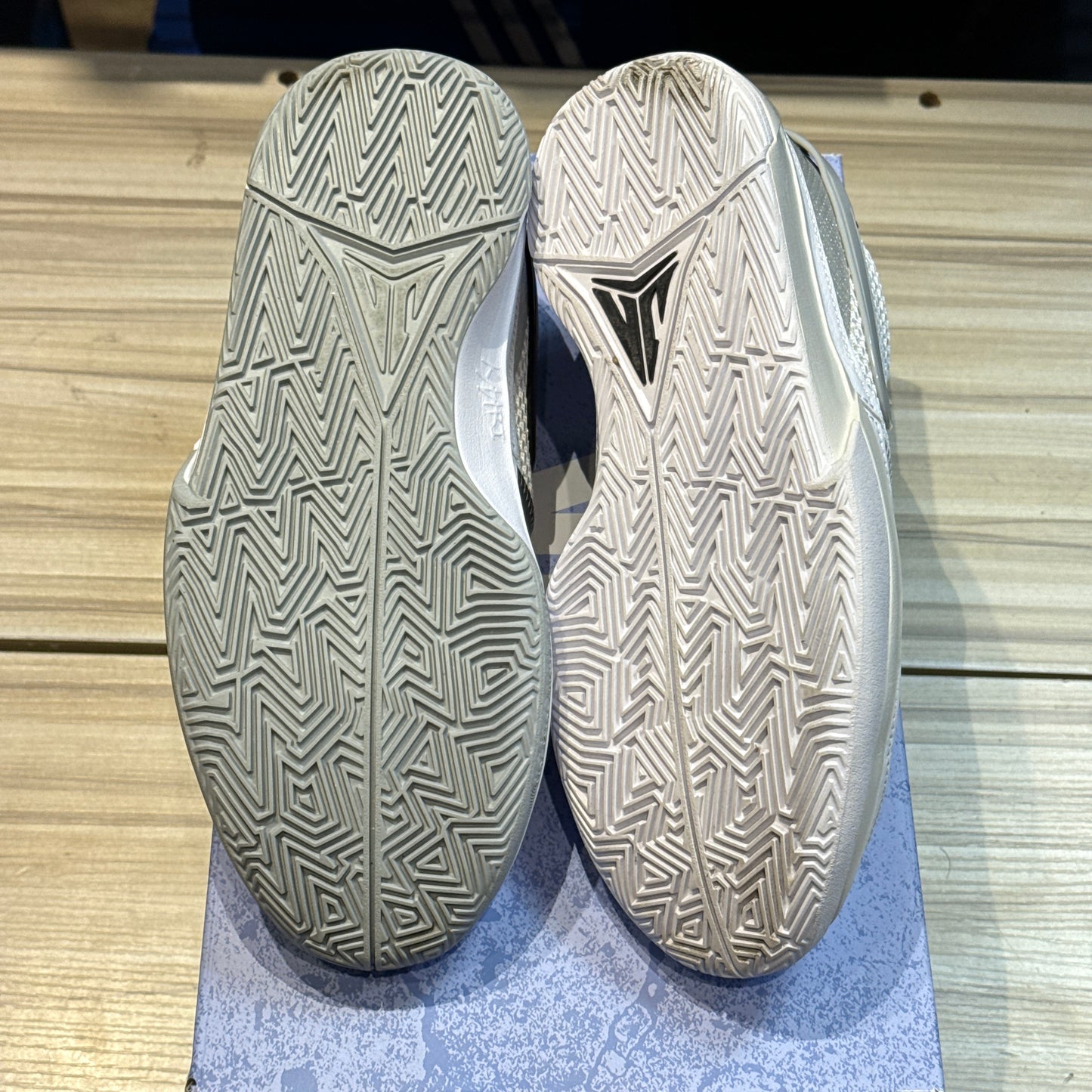 USED Nike Ja 1 Light Smoke Grey GS