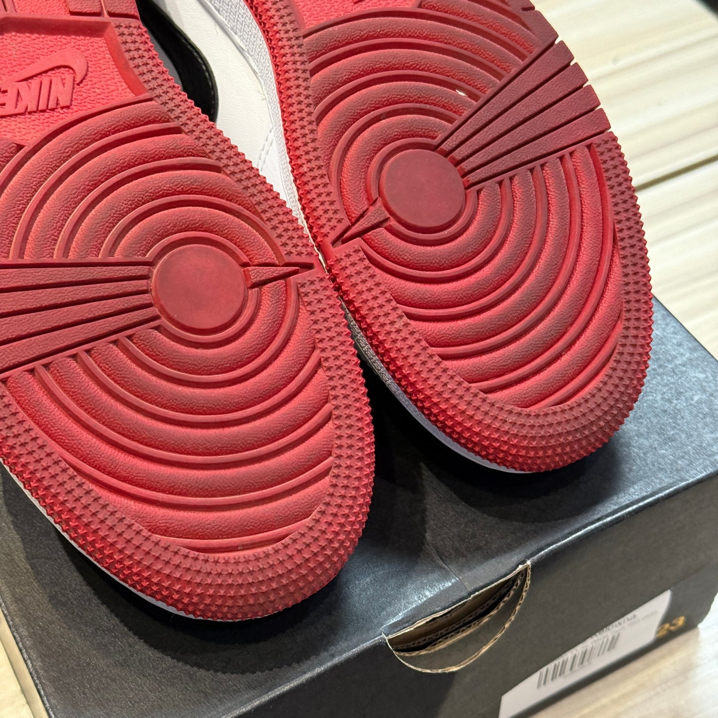 USED Jordan 1 Low White Gym Red (GS)