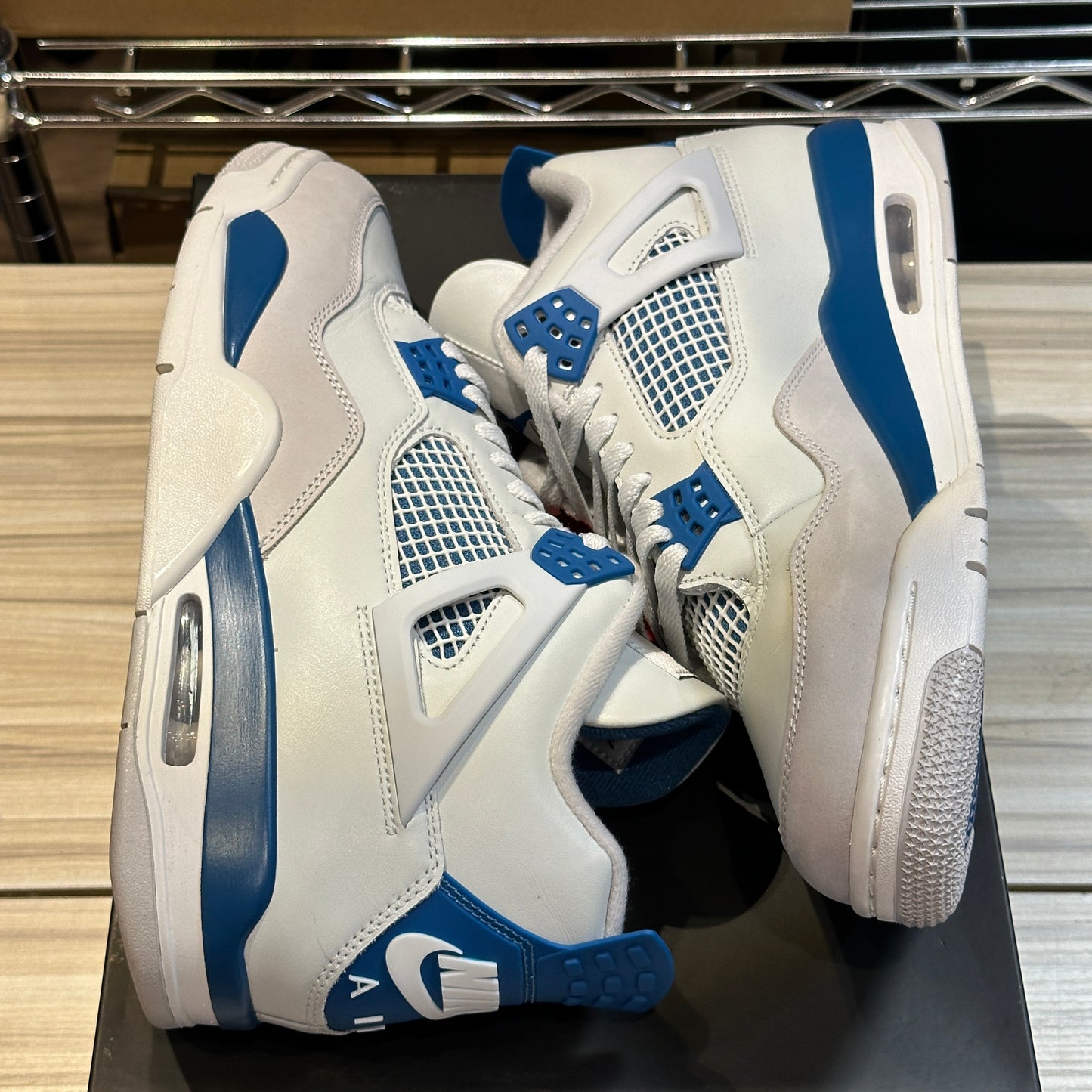 USED Jordan 4 Retro Military Blue