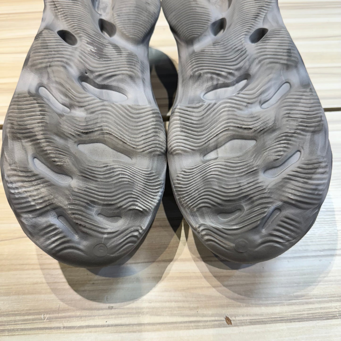 USED Yeezy Foam RNR MX Granite