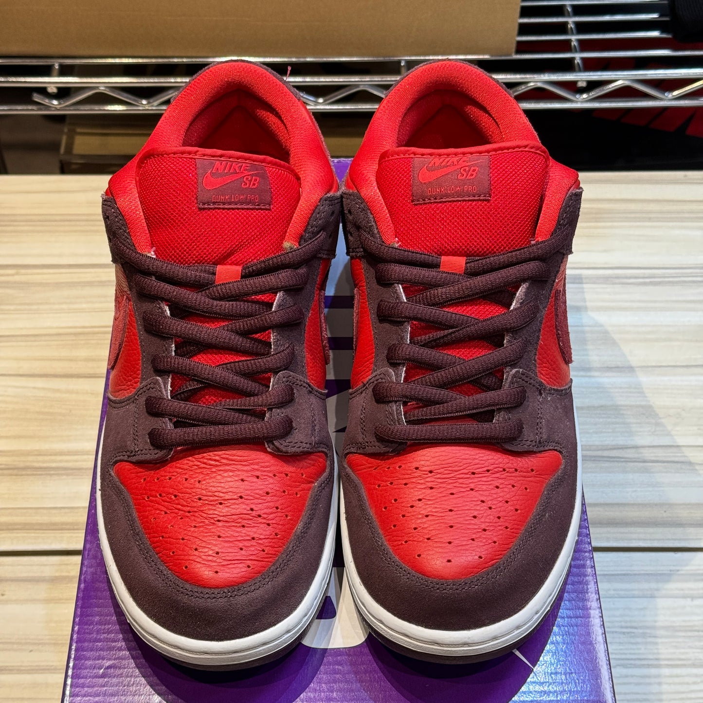 USED Nike SB Dunk Low Cherry